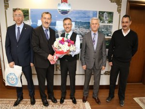 Rize Bem-Bir-Sen'den Vali Çeber'e Ziyaret
