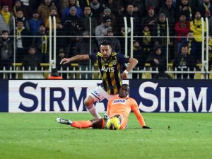İlk Yarıda Tek Gol Var