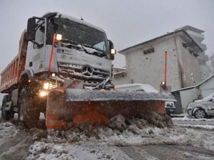 Giresun Belediyesi’nin Karla Mücadelesi Sürüyor
