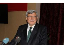 Karaosmanoğlu: "Muhalefet Paralel Yapının Değil Milletin Yanında Durmalı"