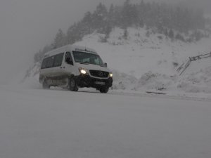 Trabzon-Gümüşhane Karayolunda Yaşanan Çığın Ardından