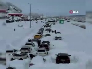 İran’da Yoğun Kar Yağışı