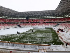 Sivasspor - Antalyaspor Maçının Oynanmasına Karar Verildi