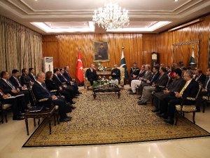 Cumhurbaşkanı Erdoğan, Pakistan Cumhurbaşkanı Alvi İle Görüştü