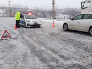 Sivas’ta 671 Köy Yolu Araç Ulaşımına Kapandı