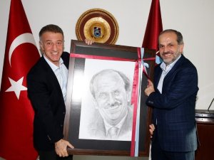 Nuri Albayrak’tan Trabzonspor’a Ziyaret