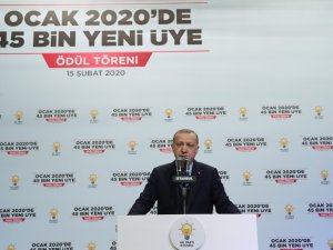 “Ak Parti Ulusal Bir Coğrafyaya Değil Uluslararası Bir Coğrafyaya Hitap Eden Bir Partidir”