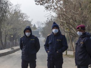Nepal, Çin’de Bulunan 175 Vatandaşını Tahliye Etti