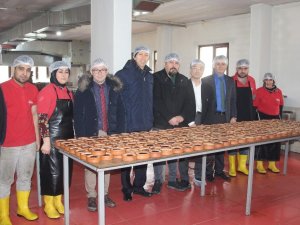 Hamsi Köy Sütlacı Japonya Yolunda