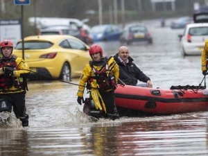 Batı Avrupa Fırtınalı Bir Haftayı Geride Bıraktı