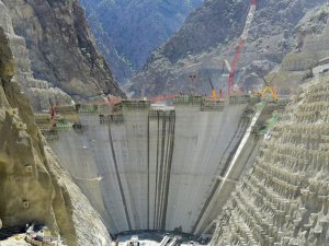 Yusufeli Barajında Hızla Büyüyor