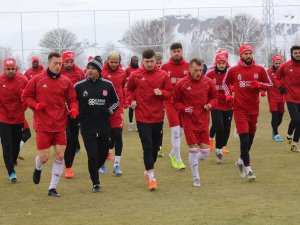 Sivasspor, Alanya Mesaisini 3 Eksikle Sürdürdü