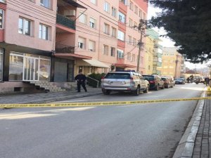 Kosova’da Ailesini Katleden Polis İntihar Etti