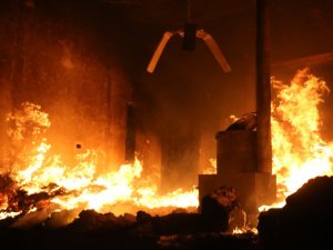 Esad Rejimi Ve Rus Savaş Uçakları İdlib’i Vurdu: 3 Ölü, 9 Yaralı