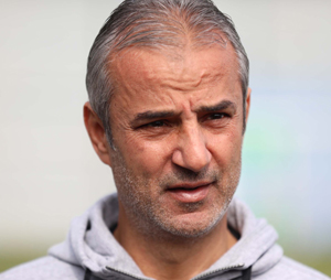 Çaykur Rizespor Teknik Direktörü İsmail Kartal'dan hakem kararlarına tepki