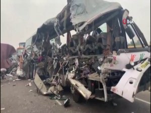 O Ülkede Feci Kaza! Çok Sayıda Ölü Var