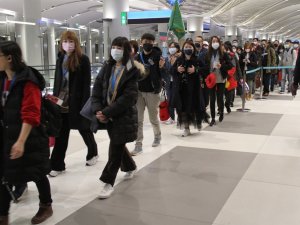 Çin’de Korona Virüsünden Ölenlerin Sayısı 2 Bin 238’e Çıktı