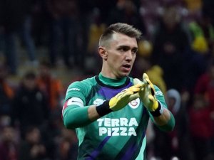 Dev Derbi Öncesi Gözler File Bekçilerinde