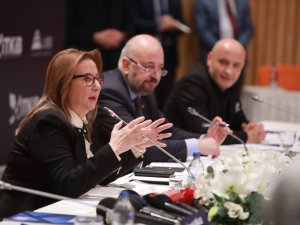 Bakan Pekcan: "Hazır Giyim Ve Tekstil Sektöründe İstihdamın 1 Milyon Kişiyi Aştı"