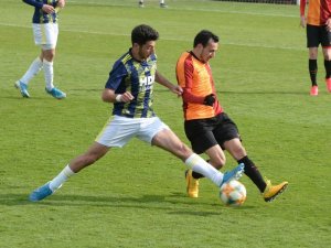 İlk Derbi Galatasaray’ın