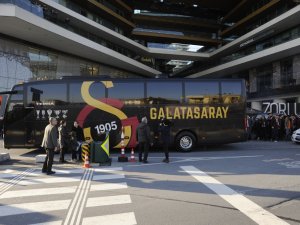 Galatasaray, Kadıköy’e Hareket Etti