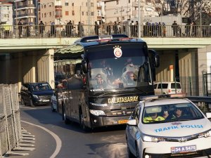 Derbi İçin Takımlar Stada Geldi