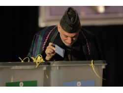 Afganistan’da Cumhurbaşkanı Karzai Oyunu Kullandı