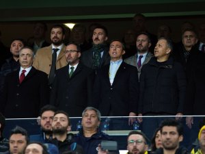 Bakan Kasapoğlu, Derbiyi Başkanlarla İzledi