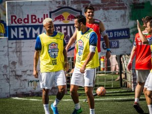 Türk Futbolseverler Neymar Jr İle Brezilya’da Tanışma Şansı
