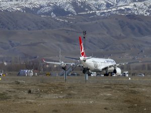 Ankara'ya inen İran uçağındaki yolcular 14 gün gözlem altında tutulacak