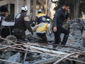 Esad Rejimi Ve Rus Savaş Uçakları İdlib’i Vurdu: 20 Ölü