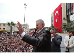 Binali Yıldırım: "İzmir’in Altı İlçesi Hizmete Doyacak"