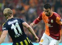 Kırmızı'lı gecenin galibi Galatasaray