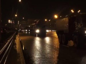 Rusya Kıtalararası Yars Balistik Füzesi’ni Otoyolda Yürüttü