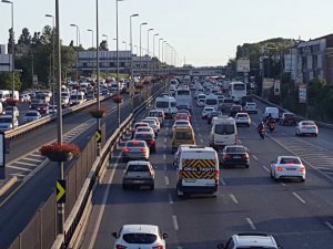 Trafiğe Kaydı Yapılan Taşıt Sayısı Ocakta Yüzde 48,8 Arttı