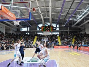 Ing Basketbol Süper Ligi: Afyon Belediyespor: 62 - Fenerbahçe Beko: 64