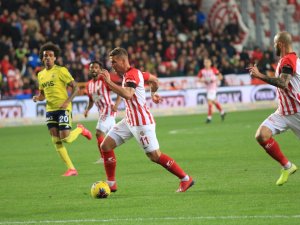 Antalyaspor’da Podolski Rüzgarı!