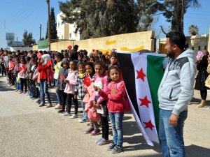 İdlib Şehitleri İçin Suriye’de Miting Düzenlendi