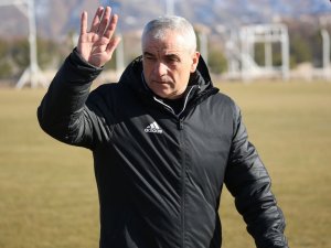 Rıza Çalımbay: “Maç Saatinin Değişmesine Gerek Yok”