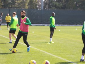 Ogenyi Onazi: "Fenerbahçe Maçını Kazanabiliriz"