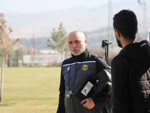 Yeni Malatyaspor’da Hikmet Karaman İlk Antrenmanına Çıktı