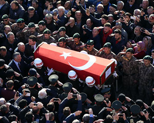 Trabzon Şehidini Uğurladı