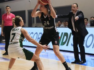 Kadınlar Türkiye Kupası’nda Beşiktaş Yarı Finale Yükseldi