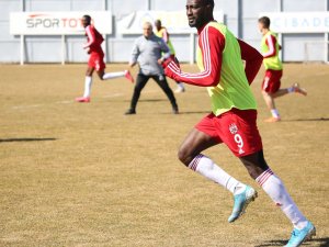 Yatabare: "Galatasaray’a Gol Atmak İstiyorum"