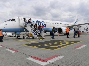 Korona Virüsü Mağduru İngiliz Uçak Firması İflas Etti