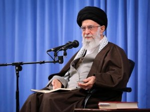 İran Dini Lideri Hamaney: “Hindistan Yönetimi Radikal Hinduların Önünü Almalıdır”