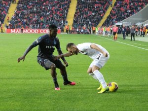 Trabzonspor’a Liderlik Yolunda Gaziantep Çelmesi !