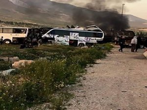 Şam’da Yakıt Tankeri İle İki Yolcu Otobüsü Çarpıştı: 30 Ölü
