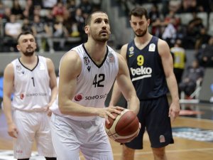 Ing Basketbol Süper Ligi: Beşiktaş: 73 - Fenerbahçe Beko: 74