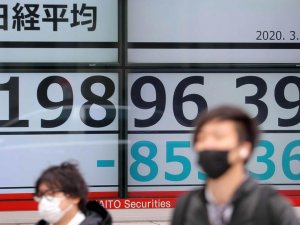 Japonya’da Korona Virüsü Durdurulamıyor